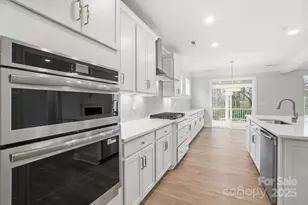 535 Cheryl Lynn Dr, Rock Hill, SC 29730 - Photo 10