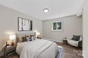 425 Lyndhurst Dr, Hendersonville, NC 28791 - Photo 14