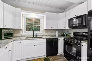 139 Kammerer Dr, Waynesville, NC 28785 - Photo 12