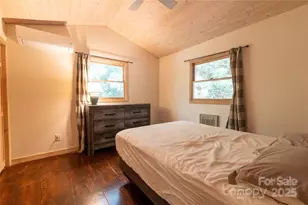 479 Big Ridge Rd, Burnsville, NC 28714 - Photo 16