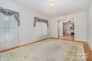 640 40th Ave Ln NW, Hickory, NC 28601 - Photo 6