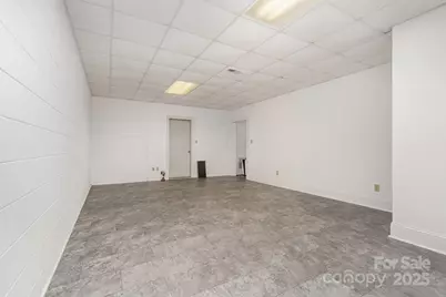 640 40th Avenue Lane NW, Hickory, NC 28601 - Photo 28