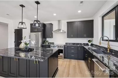 118 Winners Circle, Mooresville, NC 28117 - Photo 12