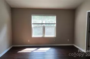 6234 Sydney Mae Ln, Charlotte, NC 28262 - Photo 16