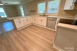 504 Locust St, Kannapolis, NC 28081 - Photo 12