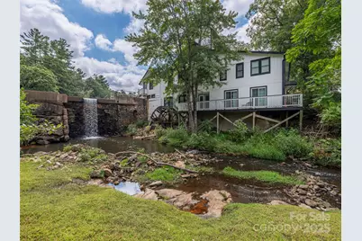 1150 W Blue Ridge Road #103, Flat Rock, NC 28731 - Photo 12