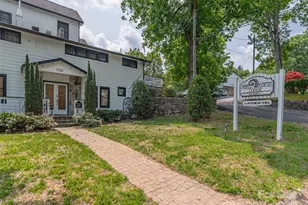 1150 W Blue Ridge Rd, Flat Rock, NC 28731 - Photo 14