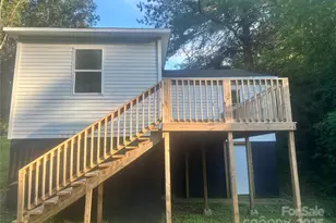 621 E Sharpe St, Statesville, NC 28677 - Photo 14