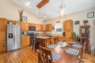 26 Azalea Dr, Clyde, NC 28721 - Photo 12