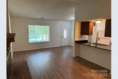 11602 Green Willow Lane, Charlotte, NC 28226 - Photo 2