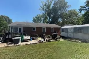 2855 Fordwood Dr, Charlotte, NC 28208 - Photo 2