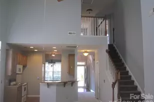 8909 Holland Park Ln, Charlotte, NC 28277 - Photo 6