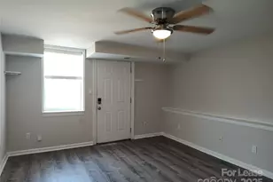 340 Hollis Rd, Charlotte, NC 28209 - Photo 12