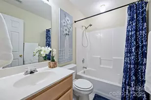 8612 Cedardale Ridge Ct, Charlotte, NC 28269 - Photo 26