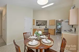 8612 Cedardale Ridge Ct, Charlotte, NC 28269 - Photo 8