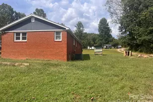 54 Dee Cable Dr, Marion, NC 28752 - Photo 16