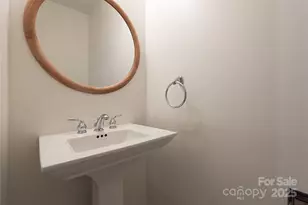 10024 Avon Farm Ln, Charlotte, NC 28269 - Photo 12