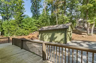 90 Clinchfield Gap Rd, Marion, NC 28752 - Photo 38