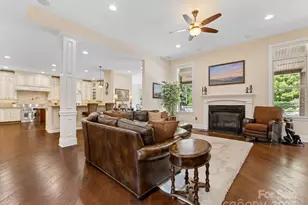 5808 Copperleaf Commons Ct, Charlotte, NC 28277 - Photo 8