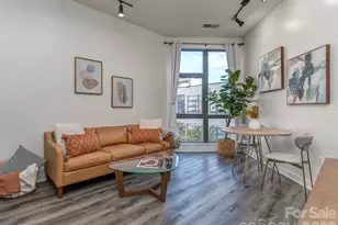 525 E 6th St, Charlotte, NC 28202 - Photo 10