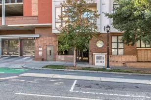 525 E 6th St, Charlotte, NC 28202 - Photo 2