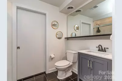 525 E Sixth Street #407, Charlotte, NC 28202 - Photo 16