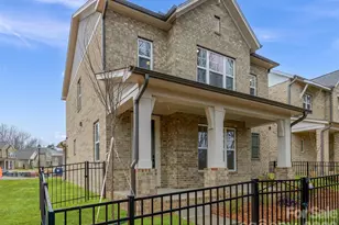 18225 Middle Spgs Ln, Mint Hill, NC 28227 - Photo 2