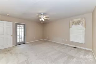 410 W Elm St, Wingate, NC 28174 - Photo 24