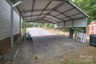 3002 Dalton Dr, Morganton, NC 28655 - Photo 4