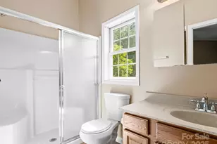 515 Pond Rd, Asheville, NC 28806 - Photo 8