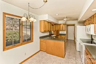 2431 W Cumming Woods Ln, Hendersonville, NC 28739 - Photo 18