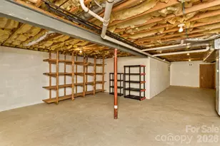 2431 W Cumming Woods Ln, Hendersonville, NC 28739 - Photo 40