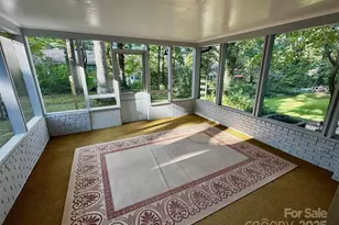 3238 Debbie Dr, Hendersonville, NC 28791 - Photo 8