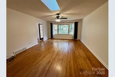 3238 Debbie Drive, Hendersonville, NC 28791 - Photo 6