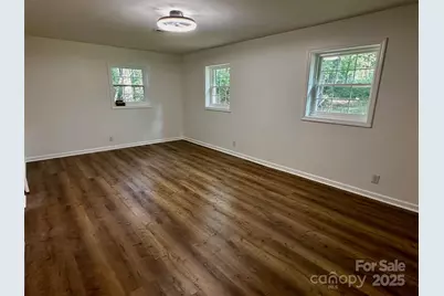 3238 Debbie Drive, Hendersonville, NC 28791 - Photo 18