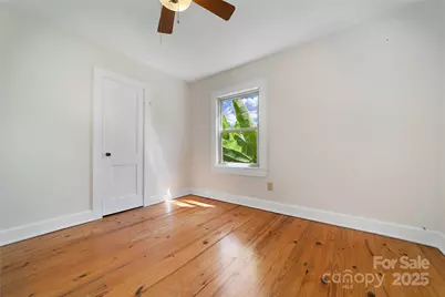 392 Old Hendersonville Highway, Brevard, NC 28712 - Photo 22