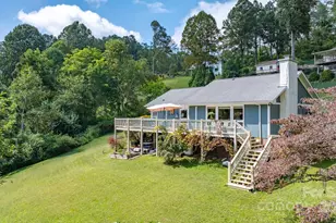 1174 Apple Ln, Spruce Pine, NC 28777 - Photo 4