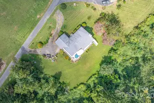 1174 Apple Ln, Spruce Pine, NC 28777 - Photo 24