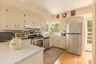 1174 Apple Lane, Spruce Pine, NC 28777 - Photo 8