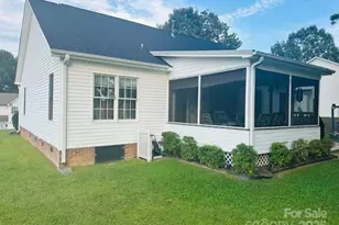 1234 Laurel Woods Dr, Gastonia, NC 28052 - Photo 4