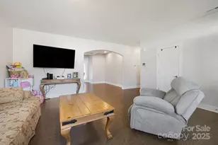 40 Hyde Park Pl, Arden, NC 28704 - Photo 6