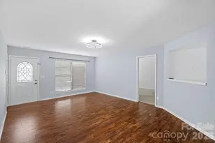 7117 Angela Marie Ct, Charlotte, NC 28215 - Photo 2