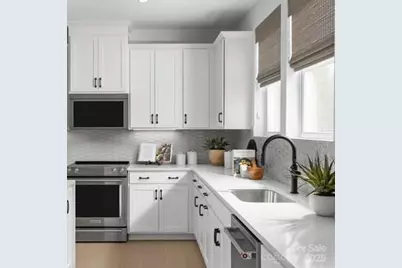 7021 Westrow Avenue #109, Charlotte, NC 28278 - Photo 6