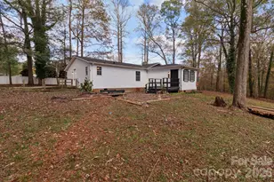 4642 McClure Rd, Charlotte, NC 28216 - Photo 28