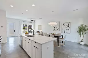 2107 W Trade St, Charlotte, NC 28216 - Photo 10