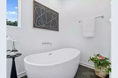 2107 W Trade Street, Charlotte, NC 28216 - Photo 18