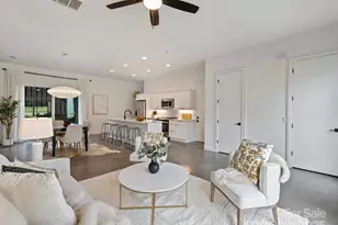 2107 W Trade St, Charlotte, NC 28216 - Photo 4