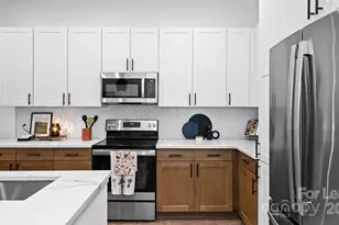 1711 Commonwealth Ave, Charlotte, NC 28205 - Photo 18