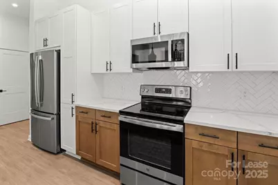 1711 Commonwealth Avenue #A5, Charlotte, NC 28205 - Photo 1