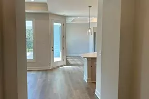 3048 Five Crk Rd, Charlotte, NC 28213 - Photo 2